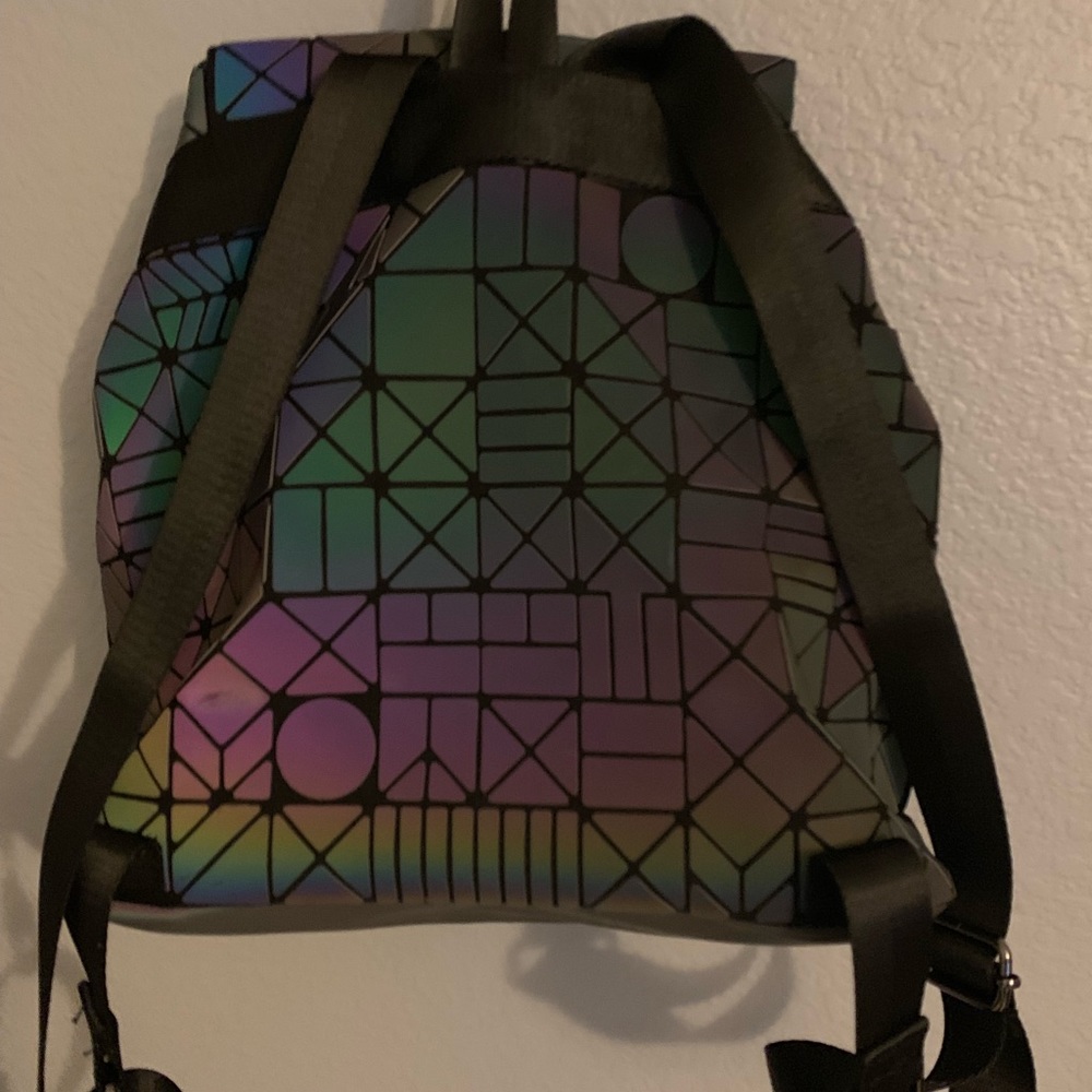 Backpack - Picture 3 of 4